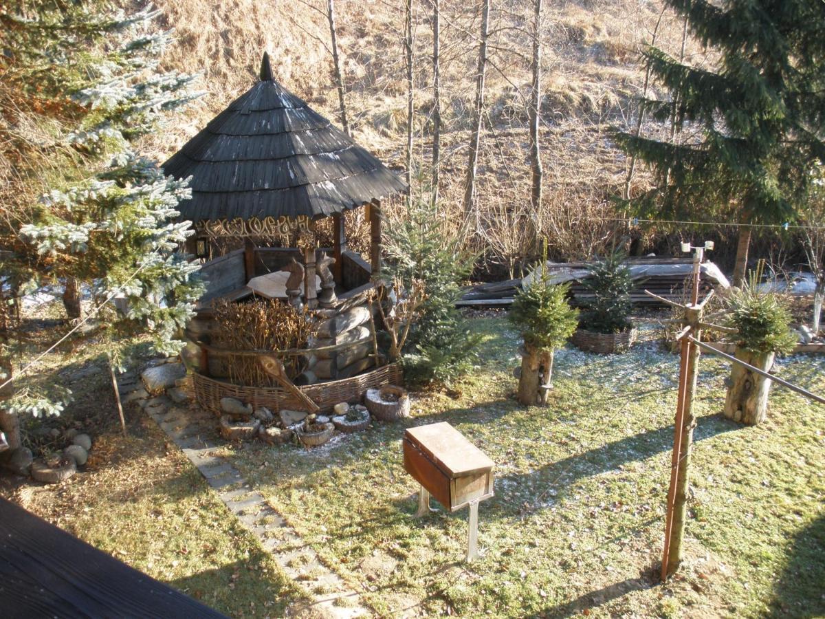 Hotel Pid Skeleyu Laseschtschyna Exterior foto